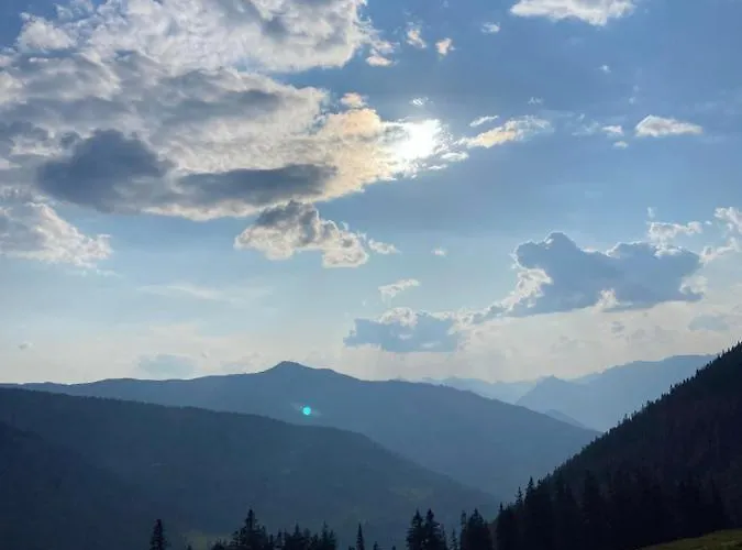 Апартаменты Riverside *